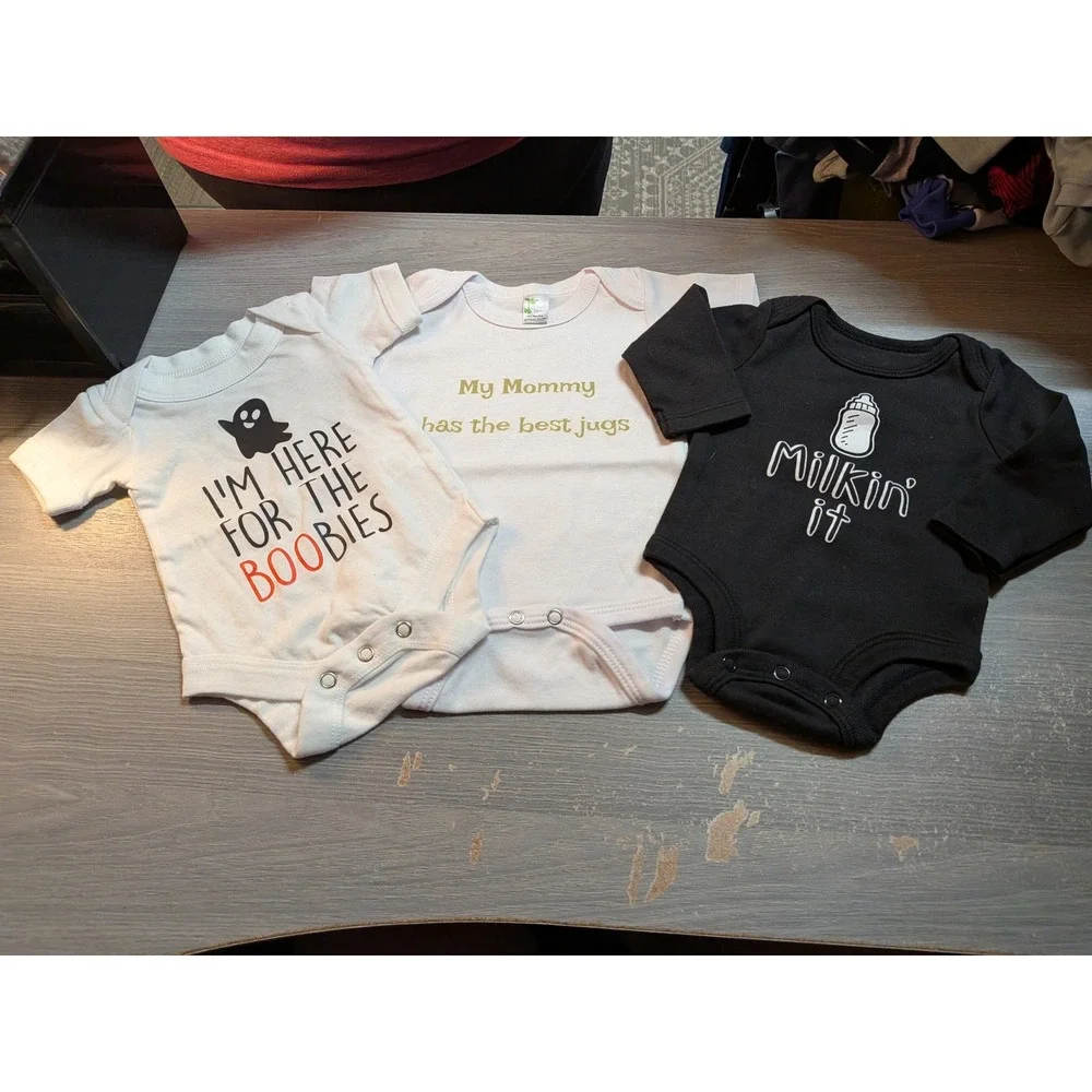 Laughing Giraffe Funny Baby Bodysuit Bundle 0-3 Months Boobies Milkin It 3 Pack